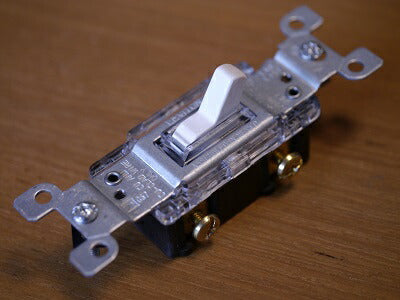 片切スイッチ・ライト付(緑色) ホワイト アメリカンスイッチ PSEマーク取得品