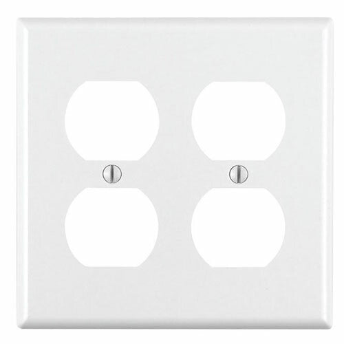 4口コンセントプレート プラスチック