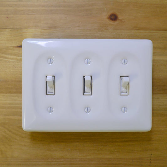 【3連スイッチプレート セラミック】アメリカンスイッチ用 陶器プレート かわいいスイッチ アメリカ製 スイッチ ナチュラルインテリア カフェ風インテリア カントリーアメリカンスイッチ 3口スイッチプレート